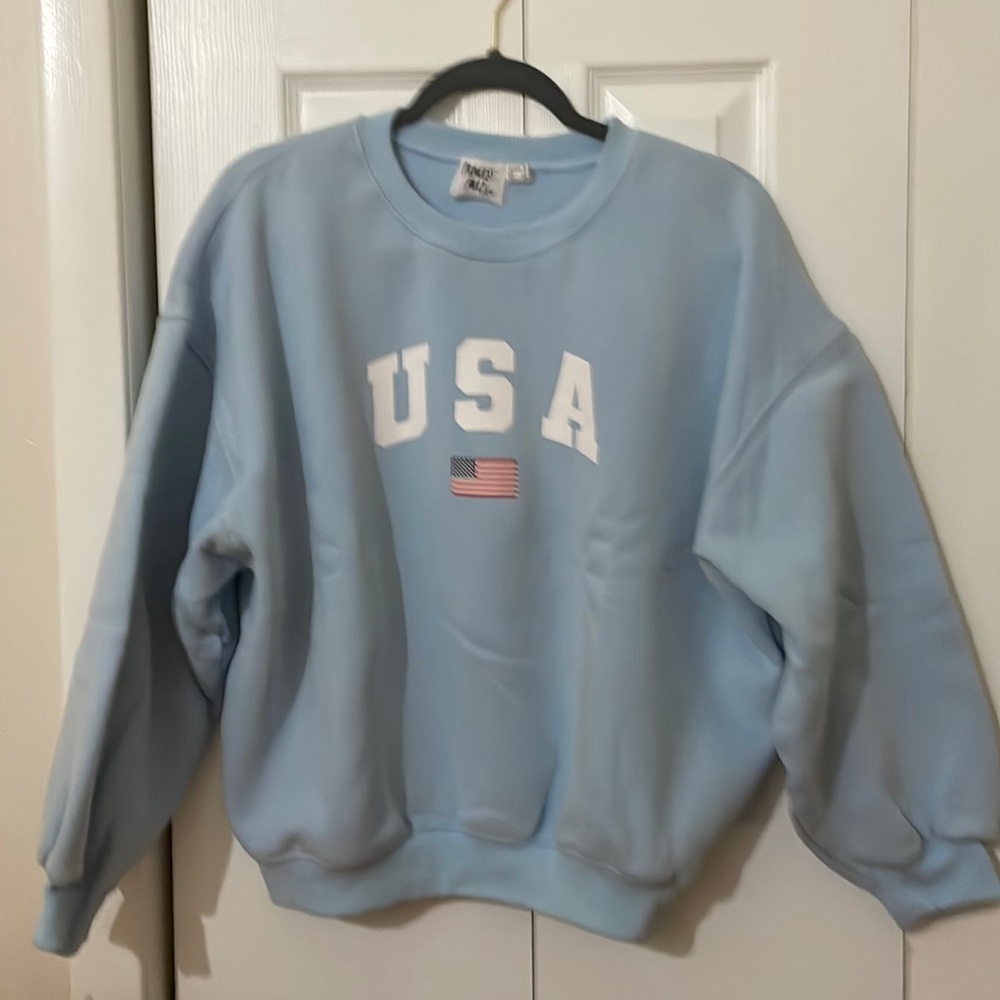Light blue crew neck from princess polly